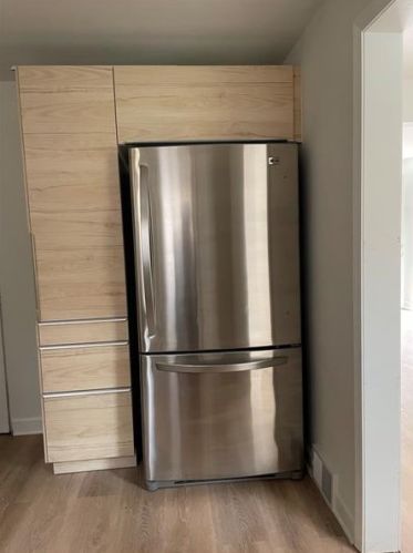 809 Killarney Dr, Pittsburgh PA  15234-2504 exterior