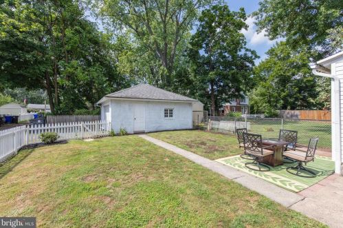 379 York St, Pottstown PA  19464-5261 exterior