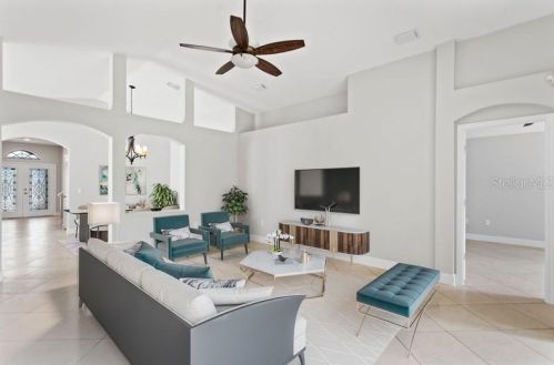 10124 Arbor Run Dr, Tampa FL  33647-2902 exterior