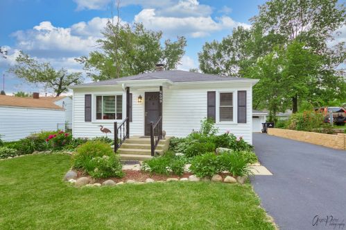 8609 Acorn Path, Bull Valley IL 60097-8872 exterior