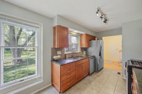 13349 Land O Wood Dr, Saint Louis MO 63141-6028 exterior