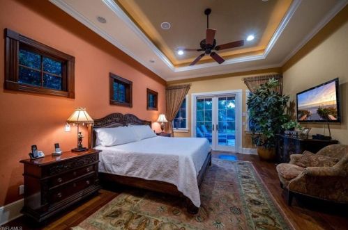 611 18 Ave, Naples FL 34120-7476 exterior