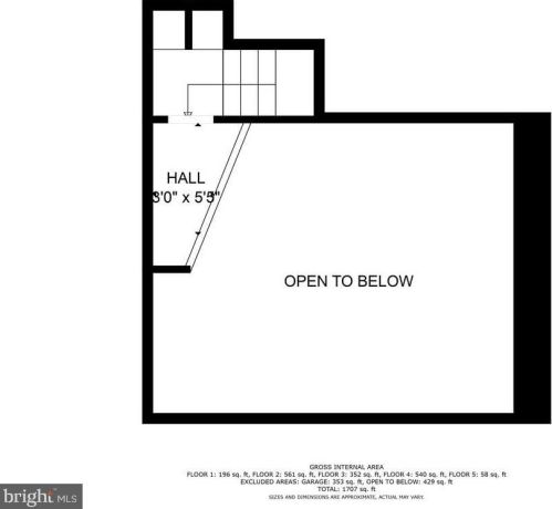 2456 Garnett Dr, Alexandria VA  22311-4908 exterior