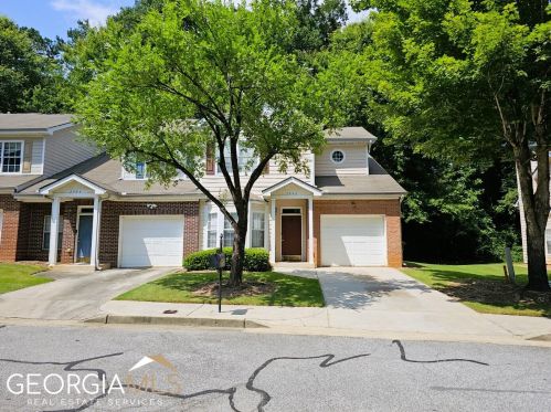 2442 Laurel Cir, Atlanta, GA 30311-1232