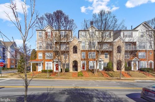 235 Jay Dr, Rockville, MD 20850-4781