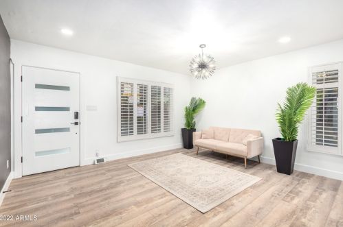 1124 Colter St, Phoenix AZ  85013-1926 exterior