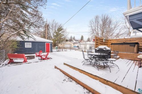 4721 4 St, Duluth MN 55807-2032 exterior