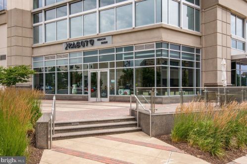 1111 Fallsmead Way, Rockville MD 20854-5549 exterior