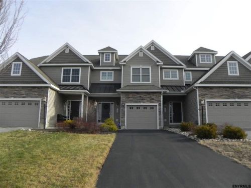 168 Fieldstone Dr, Schenectady, NY 12304-5415