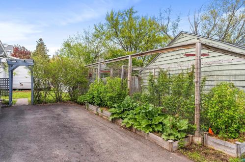 5226 Avondale St, Duluth MN 55804-1312 exterior