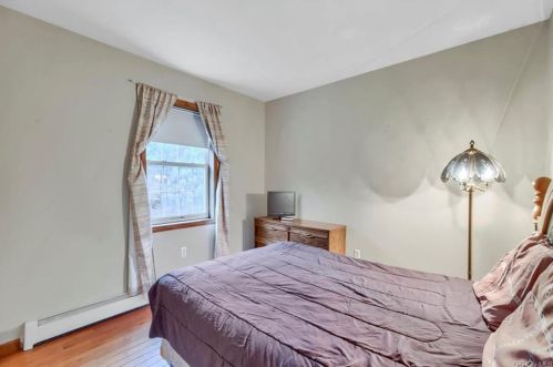 2478 Mt Hope Rd, Middletown NY 10940-7317 exterior