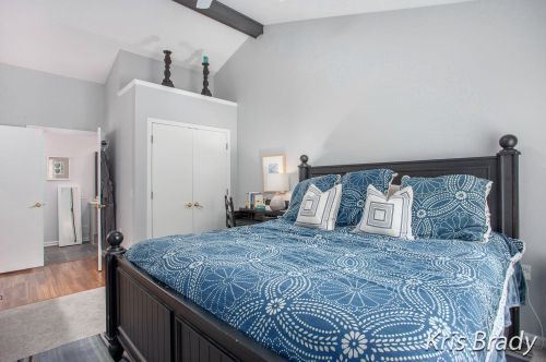 2214 Shetland Dr, Grand Rapids MI 49505-6390 exterior