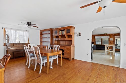 194 Mechanic St, Killingly CT 06239-1919 exterior