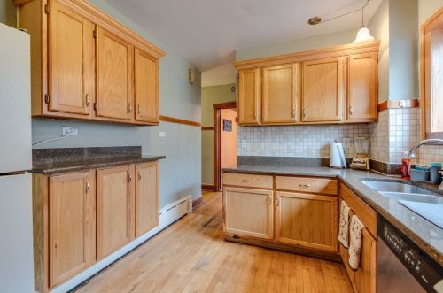 5117 Barry Ave, Chicago IL 60634-4966 exterior