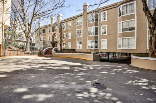 244 13th St, Atlanta GA  30309-3618 exterior