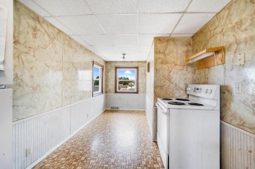 1844 Belmont St, Manitowoc WI 54220-2629 exterior