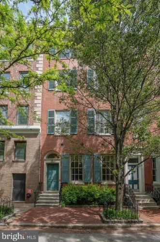 929 Clinton St, Philadelphia, PA 19107-6109