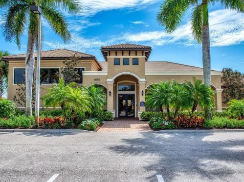 6545 Monterey Pt, Naples FL 34105-5074 exterior