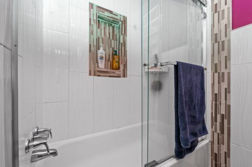 2720 Karlov Ave, Chicago IL 60652-3121 exterior