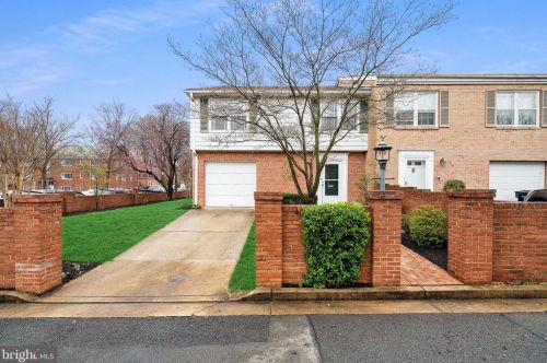 3710 12th St, Arlington, VA 22204-4202