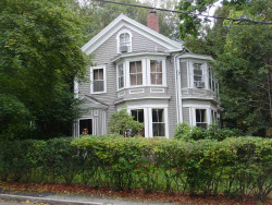 51 Highland St, Newton, MA 02465-2403