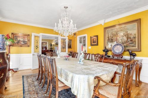 2703 Pointe Tremble Rd, Algonac MI 48001-4255 exterior