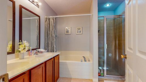 534 Sagamore Ter, Fort Pierce FL 34983-1240 exterior