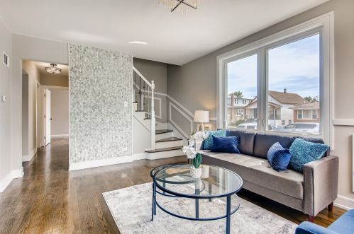 1100 102 St, Chicago IL 60643-2027 exterior