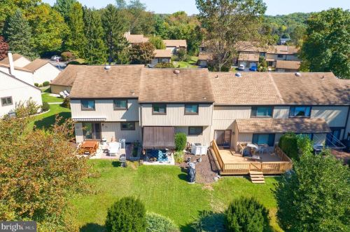 35 Abel Pl, Media PA 19063-5423 exterior