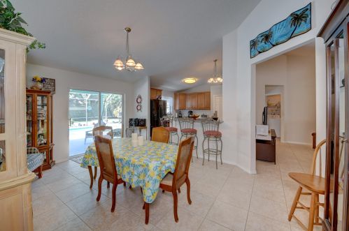 5967 Baylor Ave, Fort Pierce FL 34986-3634 exterior