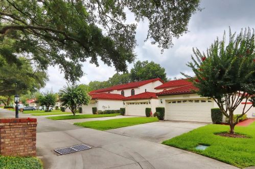 11418 Linarbor Pl, Tampa, FL 33617-2399