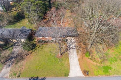 4066 Spring Meadow Rd, Tucker, GA 30084-2115