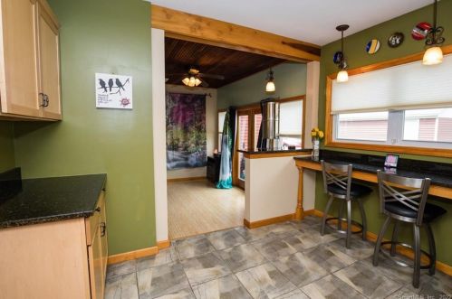 388 Elm St, Wallingford CT 06492-3231 exterior