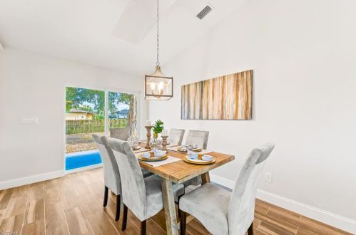 5301 21 Pl, Naples FL 34116-6863 exterior