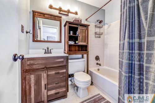 137 Archery Ct, Old Bridge NJ 08857-3227 exterior