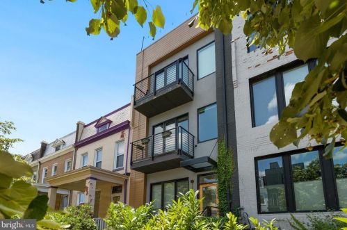 1125 Morse St, Washington, DC 20002-3805