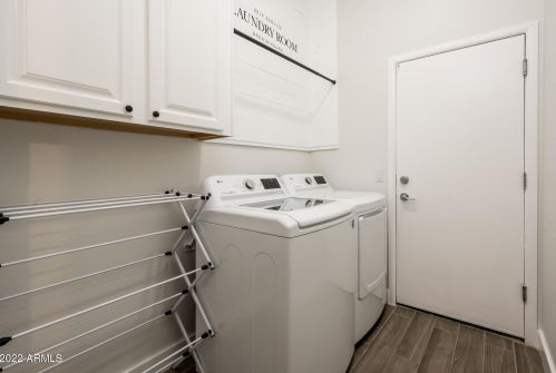 311 Flamingo Dr, Chandler AZ 85286-5123 exterior