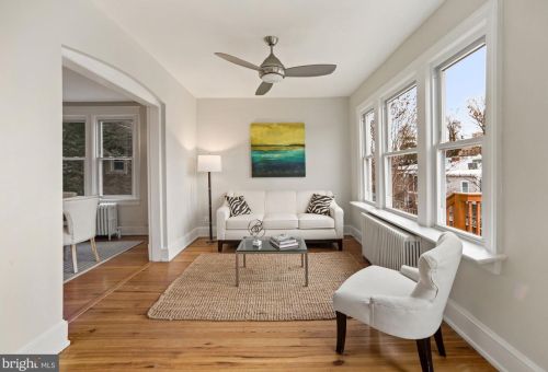 1700 Hobart St, Washington DC 20009-3705 exterior