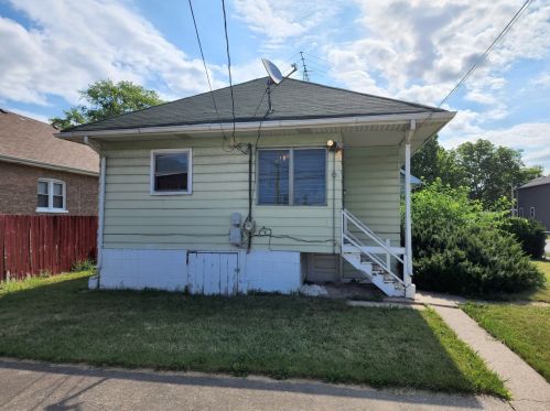 248 21 Ave, Broadview IL 60153-1474 exterior