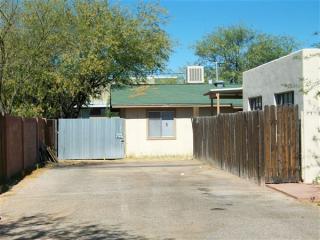 2759 Montezuma Ave, Tucson AZ  85712-1825 exterior