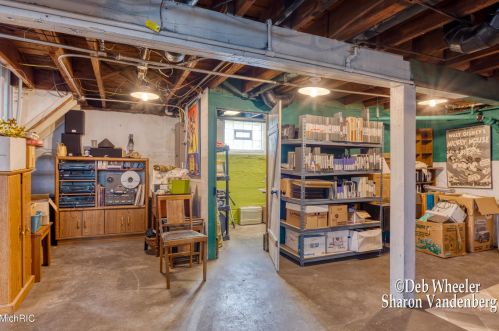 1824 Godwin Ave, Grand Rapids MI 49507-2673 exterior