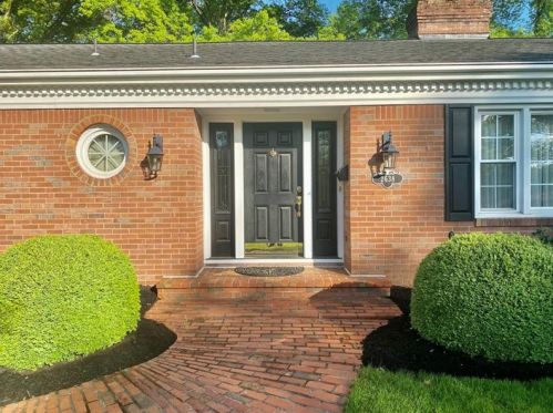 2638 Cedarvue Dr, Pittsburgh, PA 15241-2912