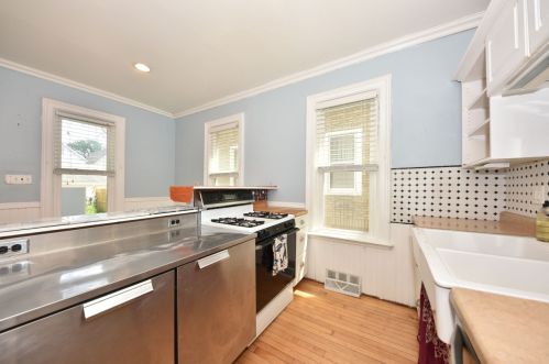 2822 Weil St, Milwaukee WI 53212-2648 exterior