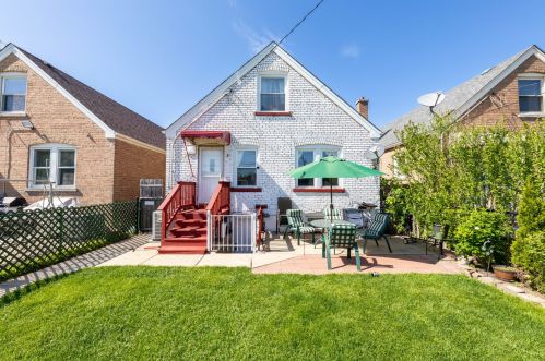 3449 55 St, Chicago IL 60632-3211 exterior