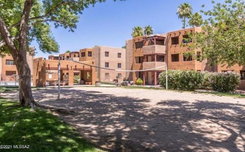 1810 Blacklidge Dr, Tucson AZ 85719-2772 exterior