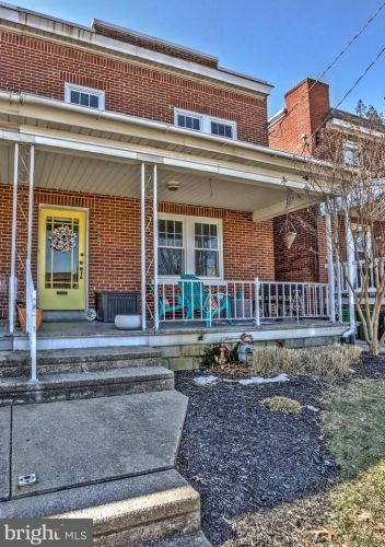 28 Pearl St, Lancaster, PA 17603-5413