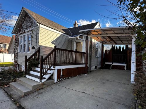 125 Garfield Ave, Milwaukee, WI 53212-3228