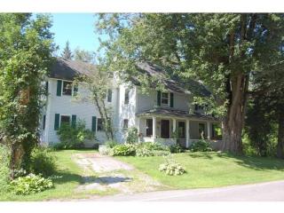 15 Currier Rd, Concord, NH 03301-7906