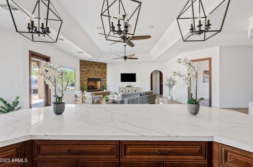 36648 27th Ave, Phoenix AZ 85086-8747 exterior