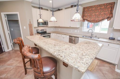 32714 Westminster Dr, Fulshear TX 77441-4098 exterior